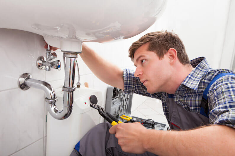 Hiring a Plumber?: How to Find the Best Plumber in Huntington Beach